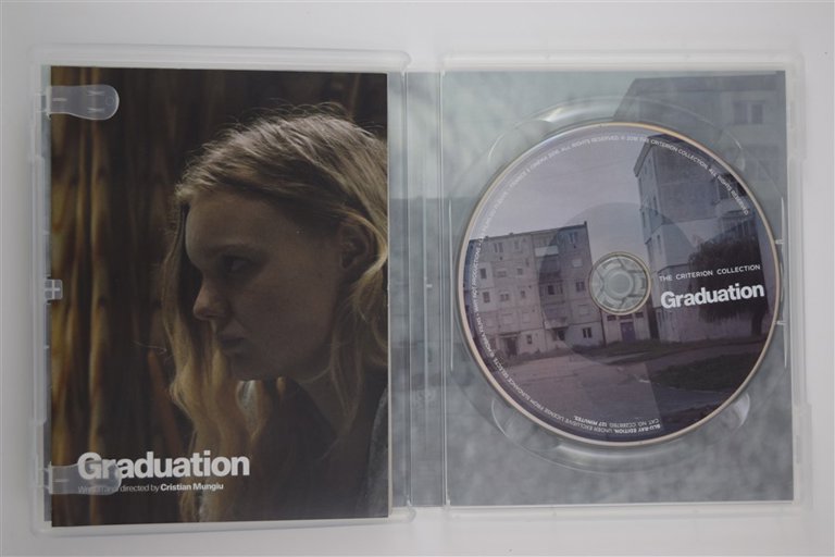 Packaging photo for Graduation