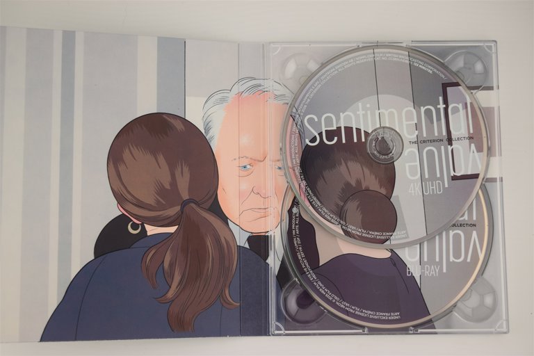 Packaging photo for Sentimental Value
