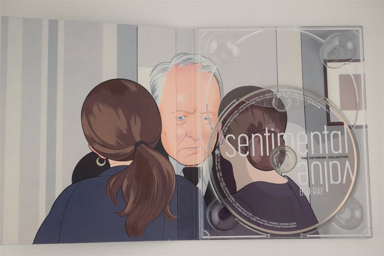Packaging photo for Sentimental Value
