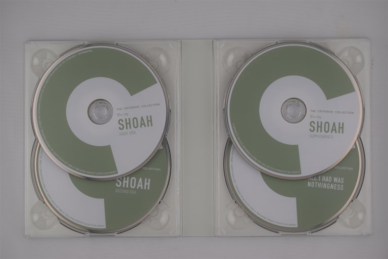 Packaging photo for Shoah