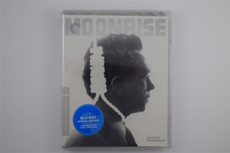 Packaging photo for Moonrise