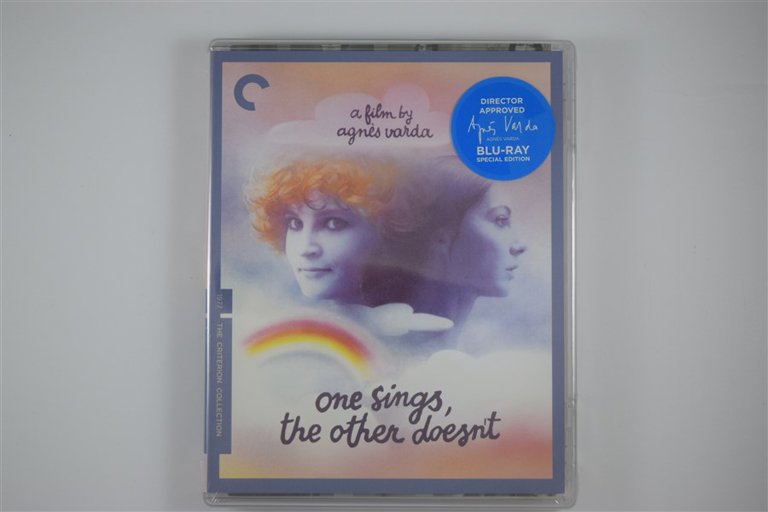 Packaging photo for One Sings, the Other Doesn't