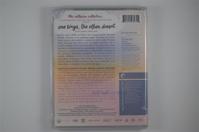 Packaging photo for One Sings, the Other Doesn't