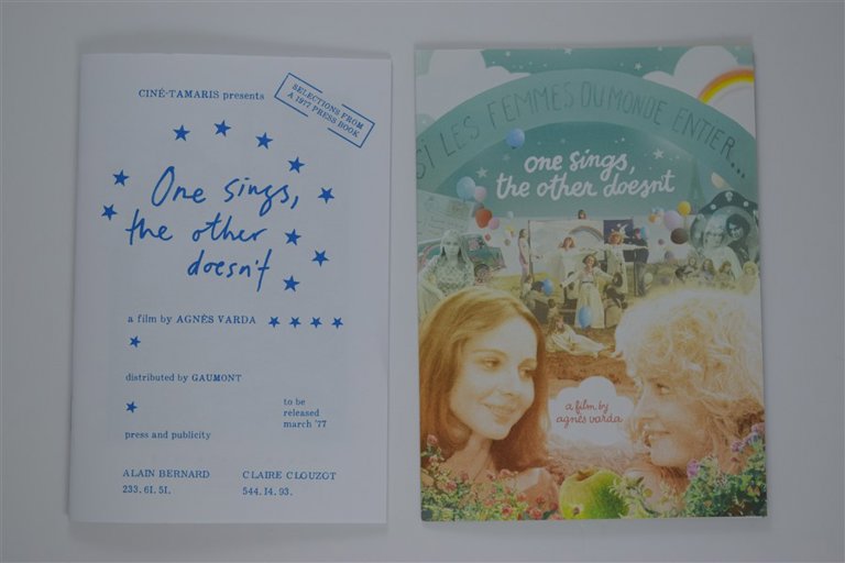 Packaging photo for One Sings, the Other Doesn't