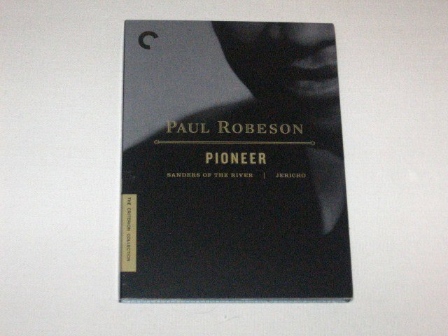 Packaging photo for Paul Robeson: Portraits of the Artist