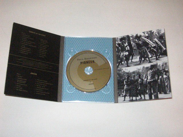 Packaging photo for Paul Robeson: Portraits of the Artist