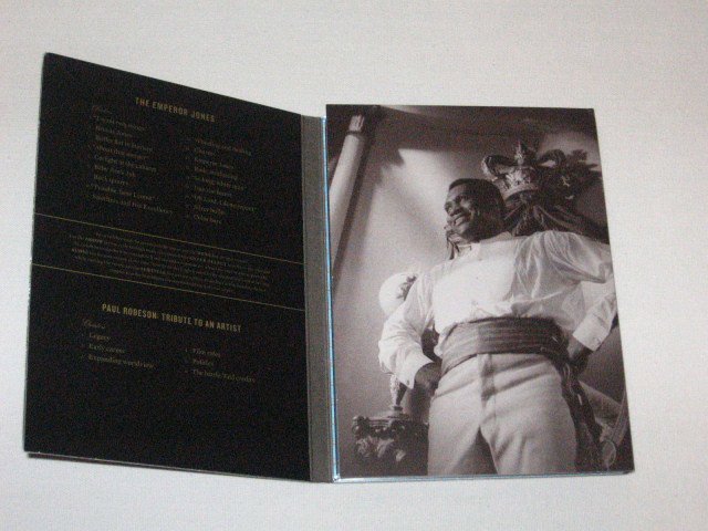 Packaging photo for Paul Robeson: Portraits of the Artist