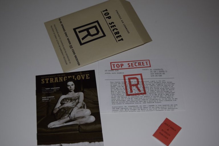 Packaging photo for Dr. Strangelove, or: How I Learned to Stop Worrying and Love the Bomb