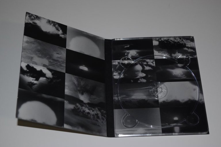 Packaging photo for Dr. Strangelove, or: How I Learned to Stop Worrying and Love the Bomb