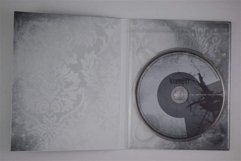 Packaging photo for Vampyr